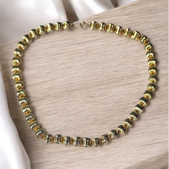 Vintage Golden Ball Necklace - Picture 3 of 3